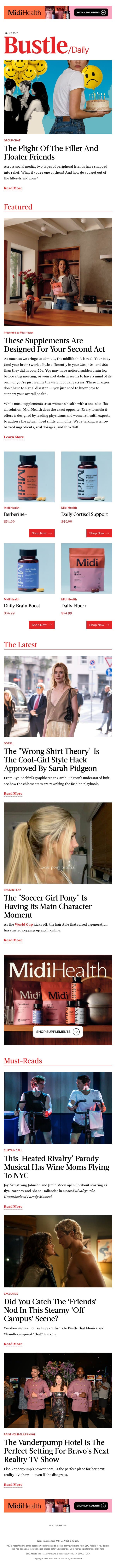 The "Wrong Shirt Theory" Is The Cool-Girl Style Hack Approved By Sarah Pidgeon email from Bustle screenshot