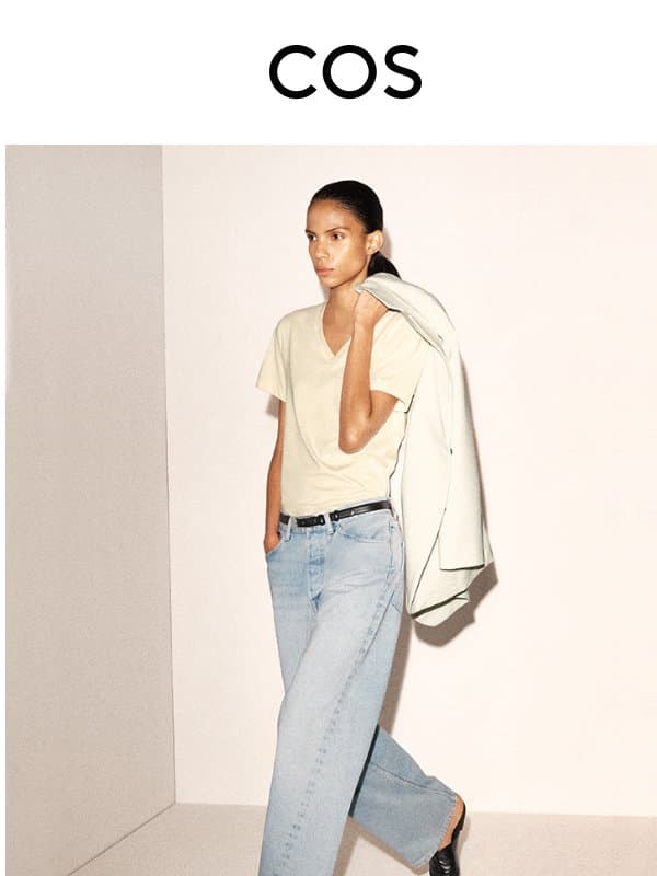 Sommarens T-shirt email from COS
